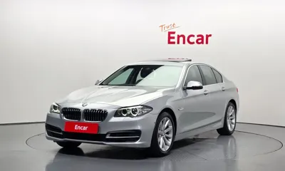 BMW 5-Series · 2015 год