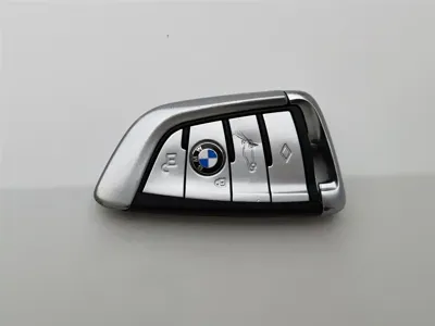 BMW 5 Series 2019, 72500 км, за 140800 CNY - фото 19