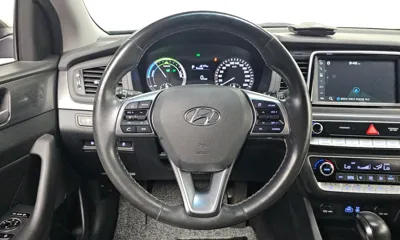 Hyundai Sonata 2018, 89288 км, за 12000000 KRW - фото 15