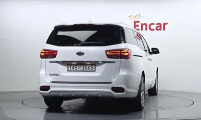 Kia Canival 2019, 173017 км, за 9900000 KRW - фото 4