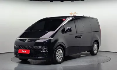 Hyundai Staria · 2023 год