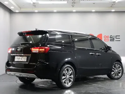 Kia Canival 2017, 119494 км, за 9512.73 USD