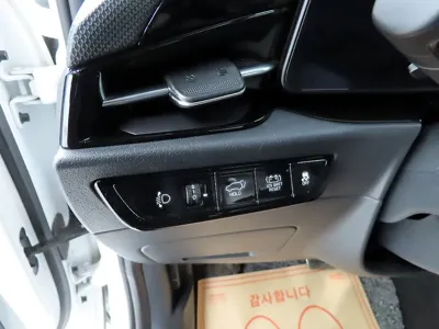 Kia Niro 2022, 26043 км, за 27900000 KRW - фото 17