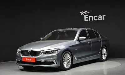 BMW 5-Series · 2018 год