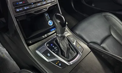 Hyundai Grandeur 2016, 124925 км, за 7300000 KRW - фото 9