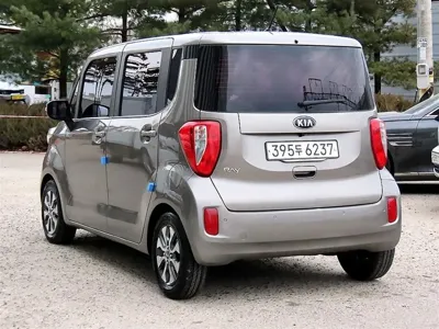 Kia Ray 2017, 212938 км, за 4000000 KRW