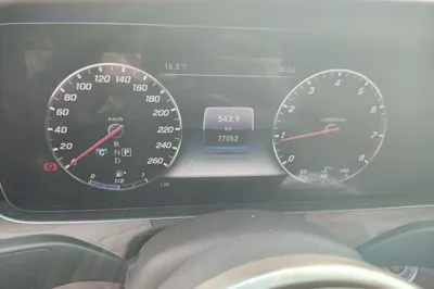 Mercedes-Benz E-Class 2019, 77100 км, за 202992.87 CNY - фото 10