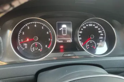 Volkswagen Golf 2018, 118200 км, за 56579.5 CNY - фото 12