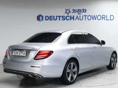 Mercedes-Benz E-Class 2017, 102942 км, за 18490000 KRW