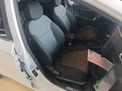 Hyundai Verna 2018, 71800 км, за 27599 CNY - фото 25