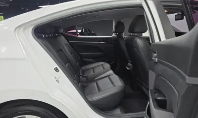 Hyundai Avante 2018, 117839 км, за 9900000 KRW - фото 11