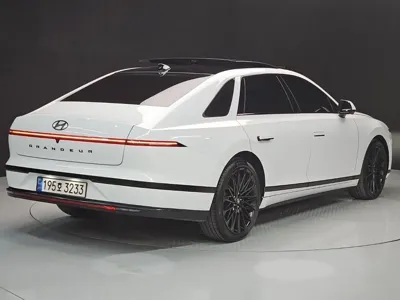 Hyundai Grandeur 2023, 58599 км, за 34300000 KRW
