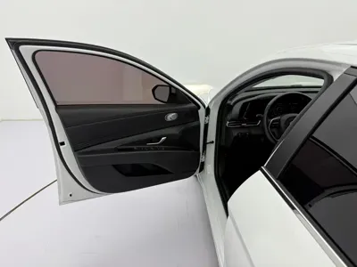 Hyundai Elantra 2023, 27000 км, за 94800 CNY - фото 23