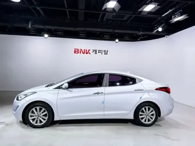 Hyundai Avante 2014, 183370 км, за 3800000 KRW