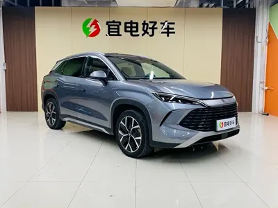 BYD L DM-i 2024, 27000 км, за 97800 CNY