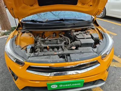Kia Stonic 2021, 24700 км, за 66015.93 CNY - фото 19