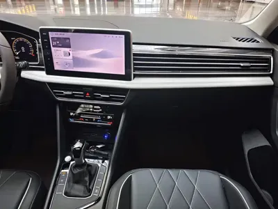 Volkswagen Tiguan L 2025, 7300 км, за 125800 CNY - фото 15