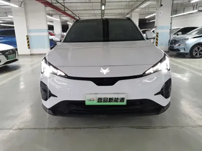 Arcfox Alpha T5 2024, 53000 км, за 83800 CNY