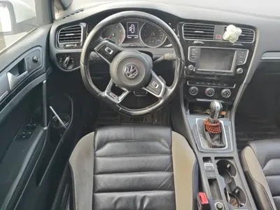 Volkswagen Golf 2017, 160500 км, за 50400 CNY - фото 7