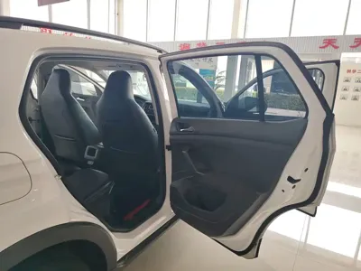 Volkswagen T-Cross 2021, 41000 км, за 48000 CNY