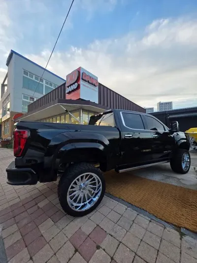 GMC Sierra 2023, 28500 км, за 85000000 KRW