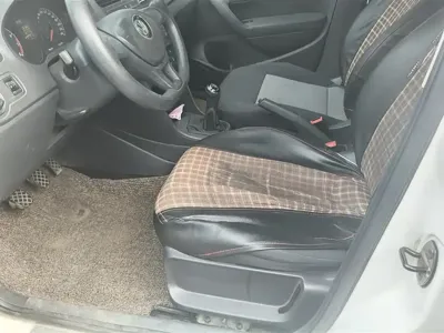 Volkswagen Polo 2016, 81100 км, за 23900 CNY - фото 9