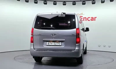 Hyundai Starex 2018, 113619 км, за 9800000 KRW