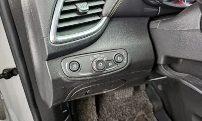 ChevroletGMDaewoo Trax 2018, 127169 км, за 7500000 KRW - фото 16
