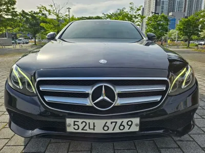 Mercedes-Benz E-Class · 2017 год