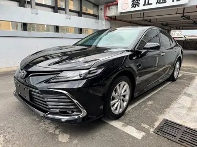 Toyota Camry · 2022 год