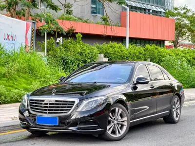 Mercedes-Benz S-Class · 2015 год