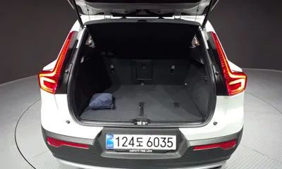 Volvo XC40 2026, 4659 км, за 43890000 KRW - фото 20