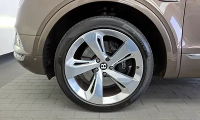 Bentley Bentayga 2017, 18966 км, за 128000000 KRW - фото 5
