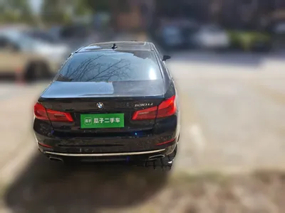 BMW 5 Series 2019, 63000 км, за 210115.43 CNY - фото 5