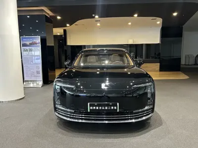 尊界 尊界S800 2025, 4000 км, за 595800 CNY