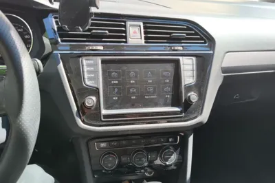 Volkswagen Tiguan L 2018, 78300 км, за 63656.18 CNY - фото 13