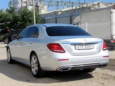 Mercedes-Benz E-Class 2017, 119637 км, за 16800000 KRW - фото 3