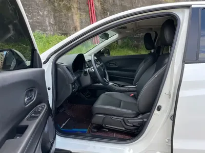 Honda Vezel 2022, 20000 км, за 97000 CNY