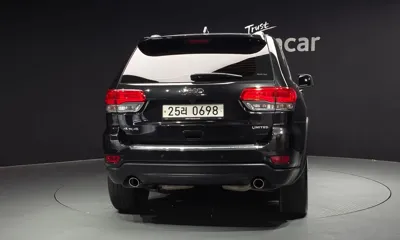 Jeep Cherokee 2015, 99805 км, за 18000000 KRW