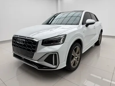 Audi Q2L · 2022 год