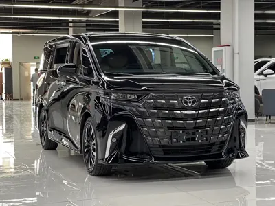 Toyota Alphard 2024, 28000 км, за 878000 CNY - фото 3