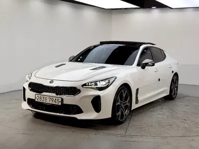 Kia Stinger · 2018 год