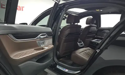 BMW 7-Series 2022, 38889 км, за 63900000 KRW - фото 26