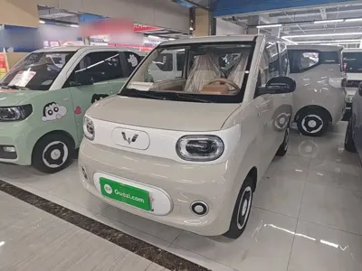 Wuling MINIEV 2026, 100 км, за 37400 CNY