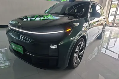 Li Auto L7 · 2024 год