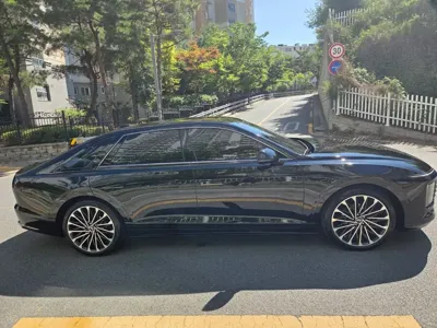 Hyundai Grandeur 2025, 18259 км, за 31990000 KRW