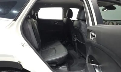 Kia Sportage 2023, 121069 км, за 30990000 KRW - фото 12
