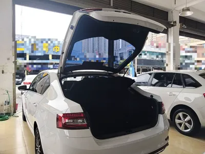 Skoda Octavia 2018, 161800 км, за 49450.89 CNY - фото 22
