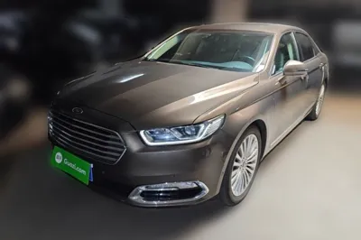 Ford Taurus · 2017 год