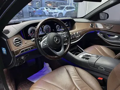 Mercedes-Benz S-Class 2019, 100000 км, за 358000 CNY